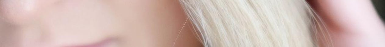 pisa blonde hair color on woman