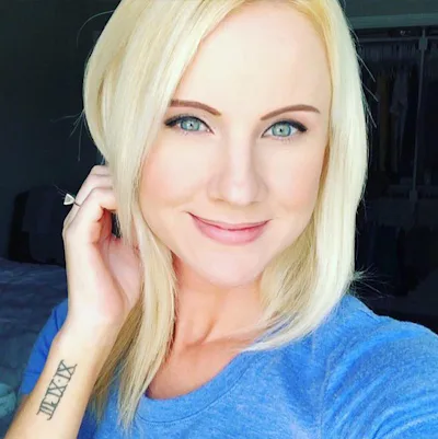 woman with blonde hair